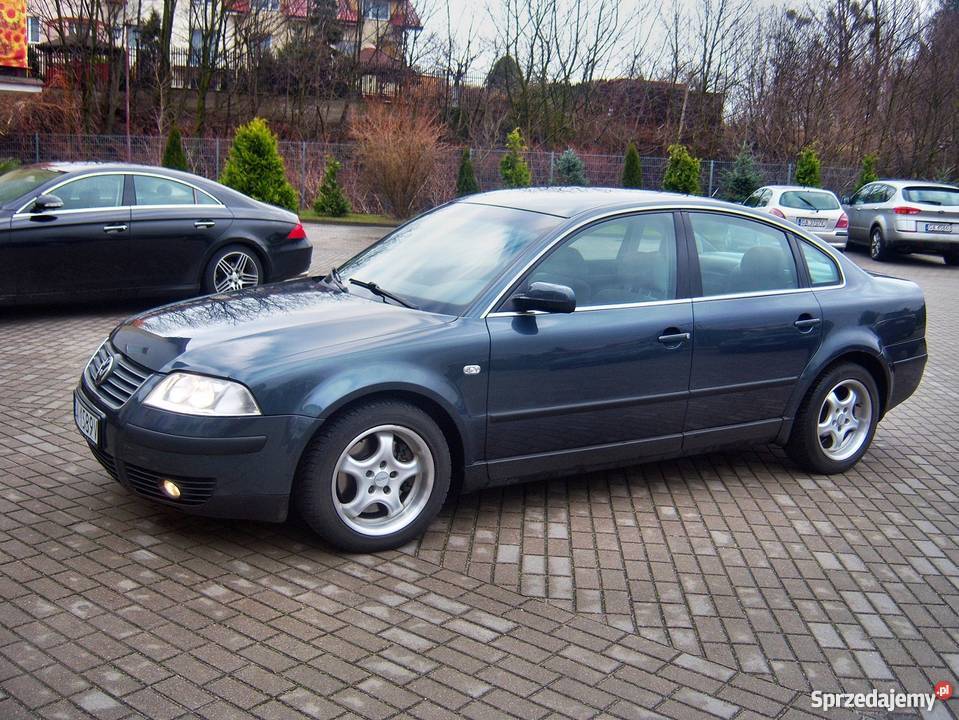 VOLKSWAGEN VW PASSAT B5 FL LIFTINGU 23 V5 Rok produkcji 2001 Gdynia sprzedam