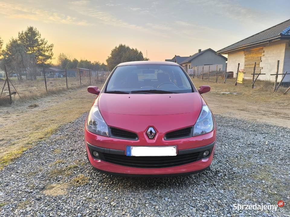 Renault Clio 3 12 16V welurowa tapicerka Clio Ostrowiec Świętokrzyski