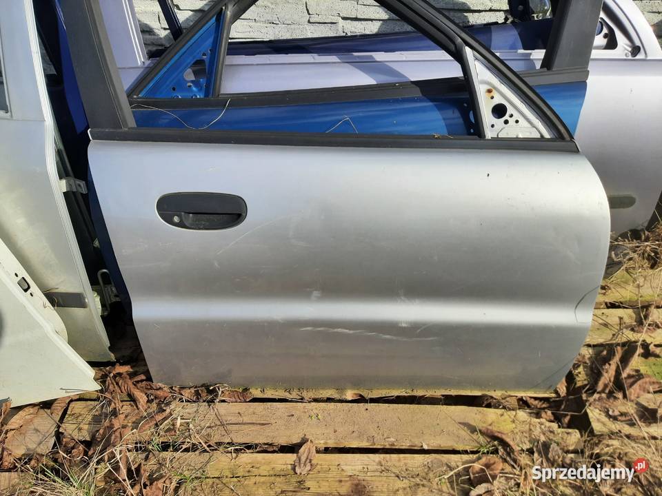 Lanos prawe przednie prawy przód drzwi srebrne Ksawerów