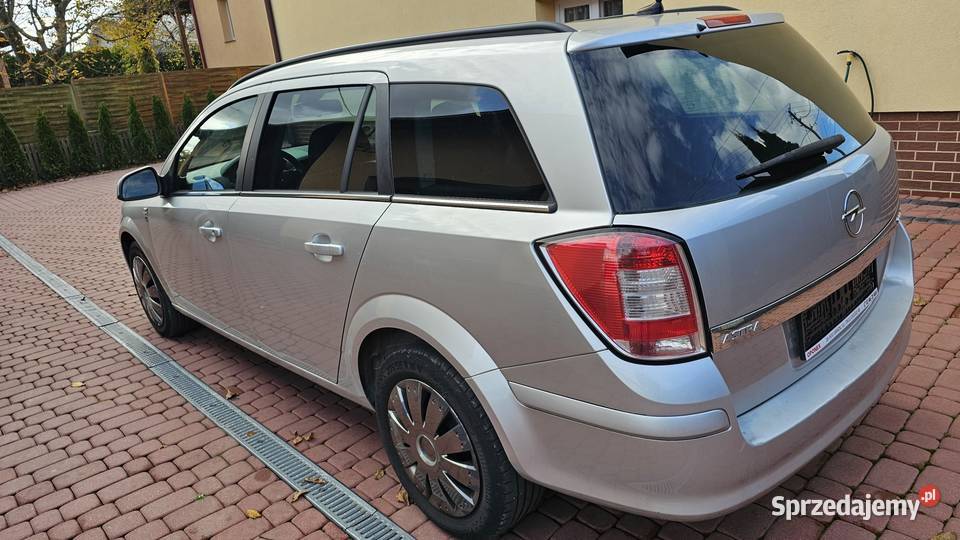 Opel Astra 17CDTI 110 2010 zNiemiec NoweSprzęgło Zarszyn sprzedam