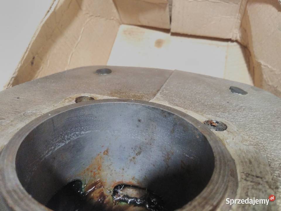 WSK 175 nowy cylinder z tłokiem ZMD Golina