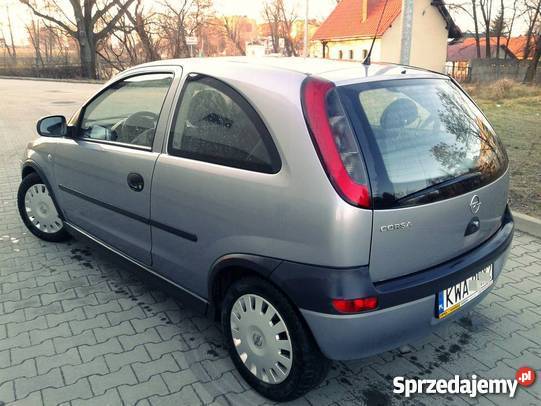 Opel Corsa C 10 2002 r Uszkodzony silnik 95000km Wadowice