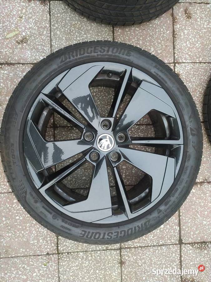Oryginale felgi Skoda Comet 18 opony letnie Opony i felgi Bytów