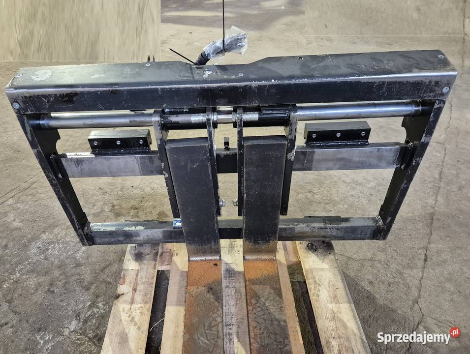 Pozycjoner wideł z wymiennymi widłami 2500 2A do sprzedam