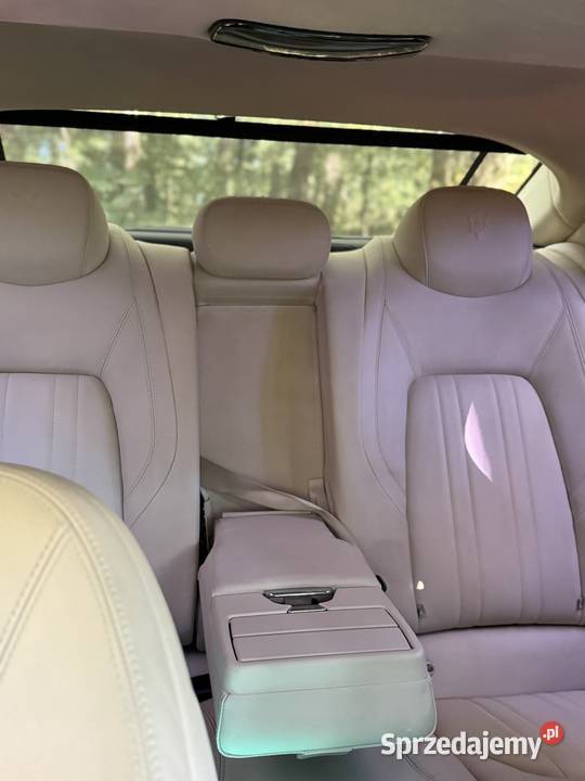 Maserati Chibli 2015r Warszawa sprzedam