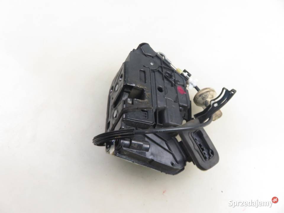 ZAMEK PRAWY PRZEDNI VW JETTA IV 162 163 AV3 AV2 osobowe