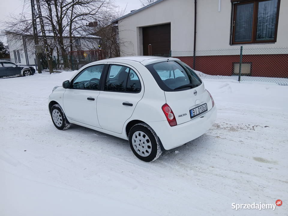 Nissan Micra 2009 biały Ciechanowiec