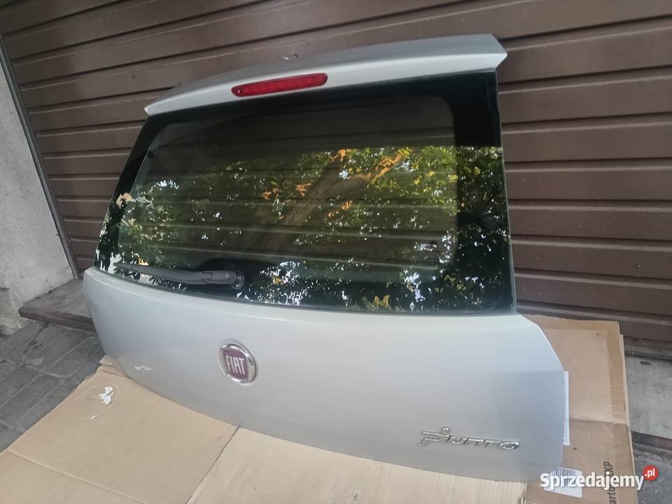 Klapa bagażnika fiat grande punto kod lakieru Głowno