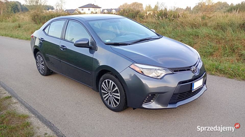 Toyota Corolla LE E170 Automat 2016 18 VVTI benzyna Bochnia sprzedam