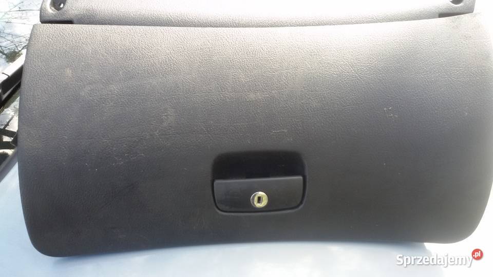 schowek VW PASSAT B5 czarny Rok produkcji 2004 Elbląg