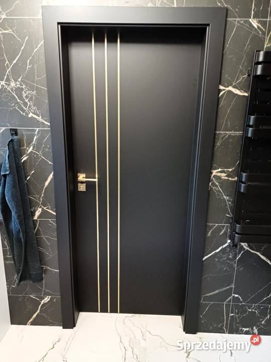 DRZWI z MONTAŻEM i OŚCIEŻNICĄ REGULOWANĄ Rzeszów