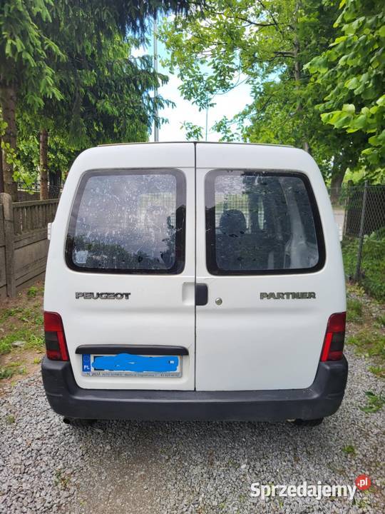 Peugeot Partner nieuszkodzony Warta sprzedam