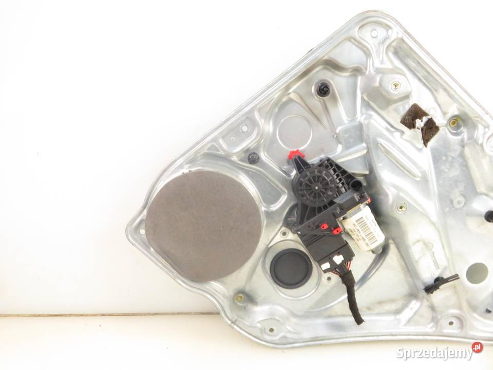 PODNOŚNIK SZYBY PRAWY TYLNY VW PASSAT B5 Variant małopolskie