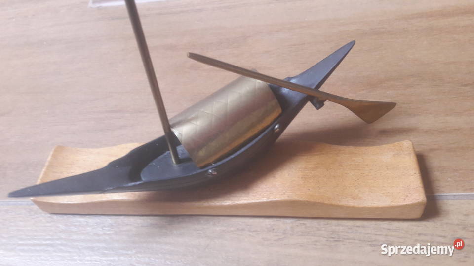 Metalowa łódka drewniana podstawa z mosiądzem Radom