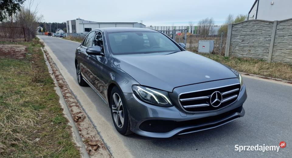 MercedesBenz E 220D nieuszkodzony Klasa E Jarocin