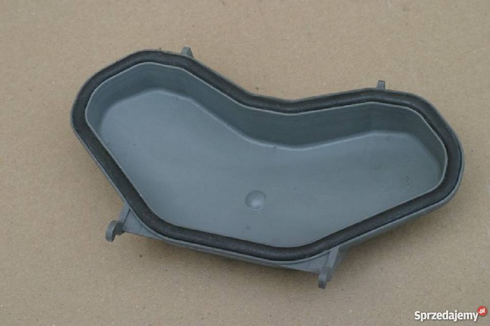 FORD MONDEO MK2 ZAŚLEPKA DEKIEL LAMPY PRZEDNIEJ