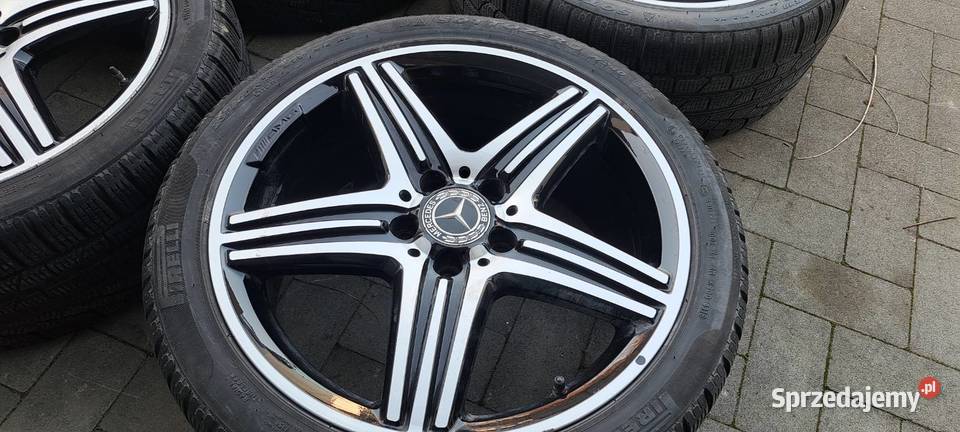 A KLASA 176 CAL 117 KOŁA AMG Kielce