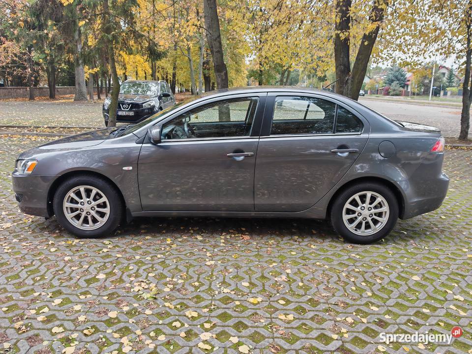 Mitsubishi Lancer IX sedan 16 benzyna MIVEC wspomaganie kierownicy Lancer Ostrowiec Świętokrzyski