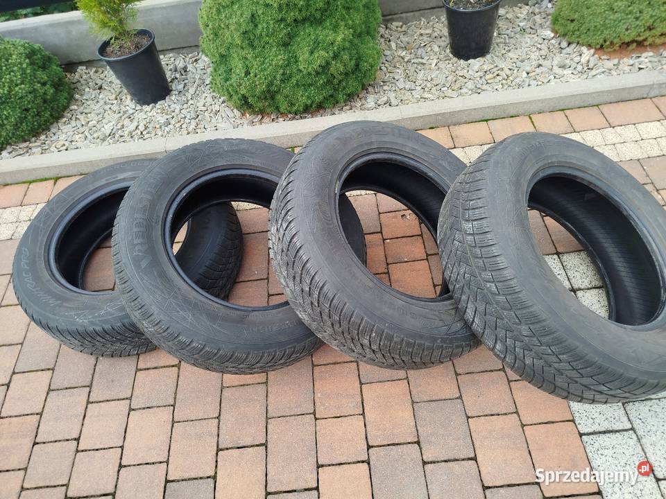 Opony zimowe Vredestein 235x65x17 108H zima Janów Lubelski