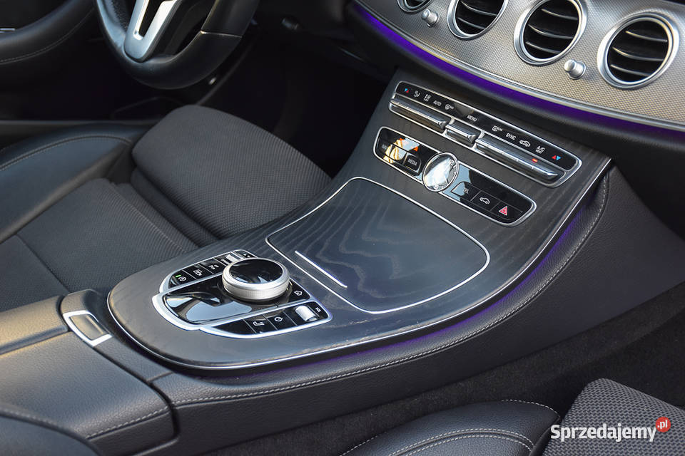 MercedesBenz Klasa E 220 d T 9GTRONIC AMG Line Gdańsk
