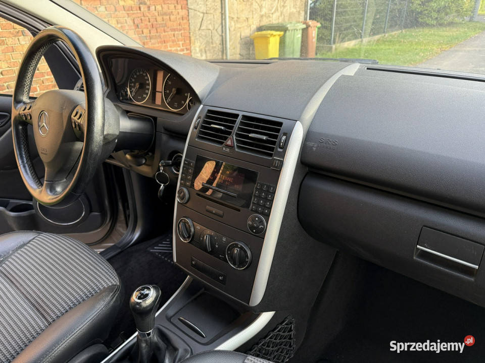 Mercedes A 170 17 benzyna 185 opłacony W169 lakier metallic Ocice sprzedam
