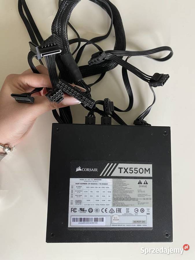 Sprzedam zasilacz TX 550M 550W Obudowy i zasilanie sprzedam