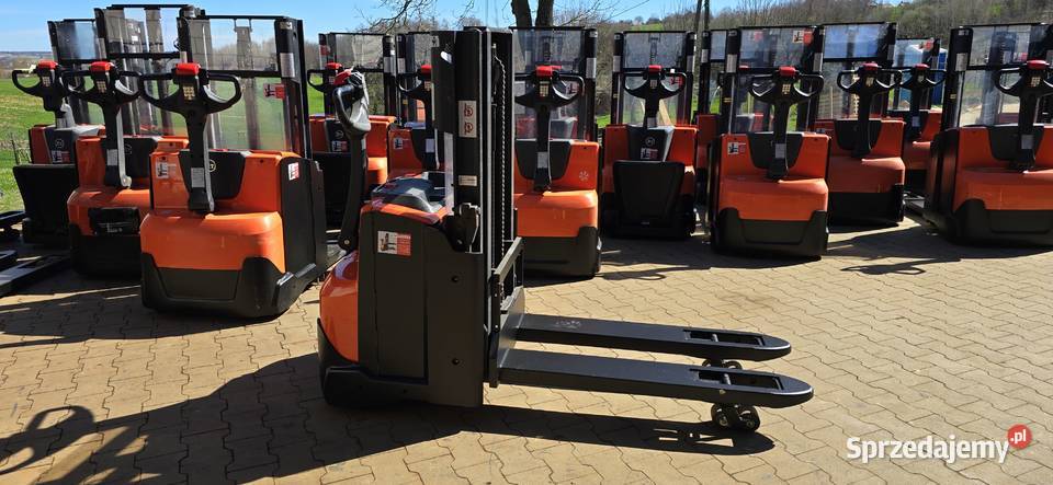 Używany paleciak elektryczny Toyota BT SWE wózek Celiny