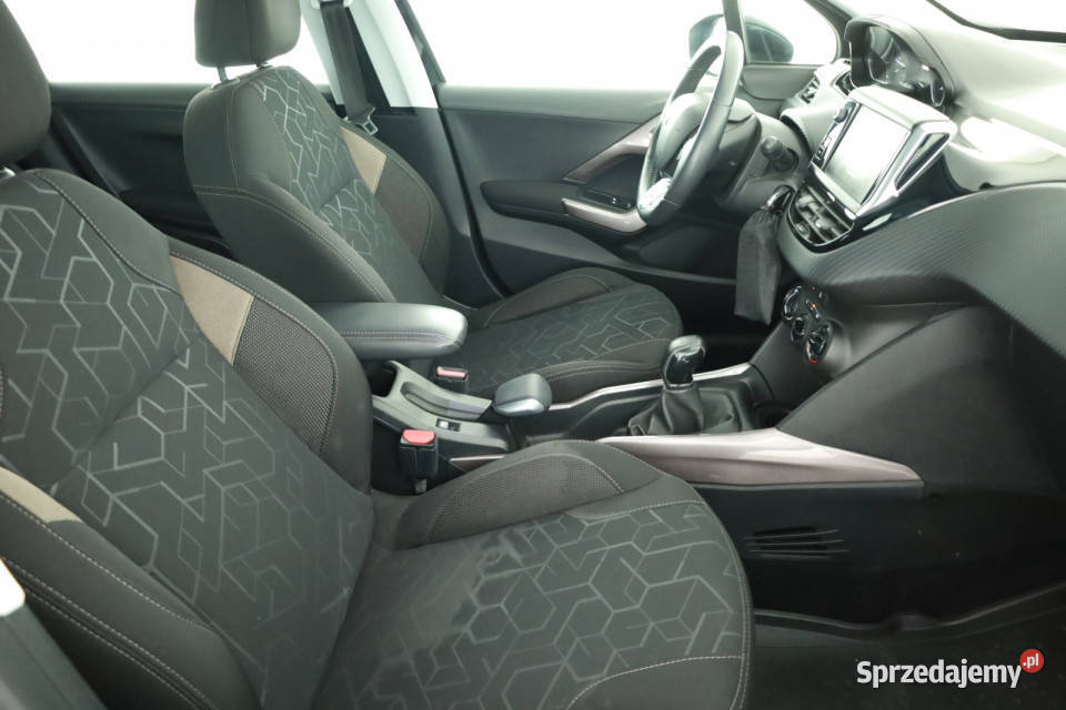 Peugeot 2008 12 PureTech Piaseczno sprzedam