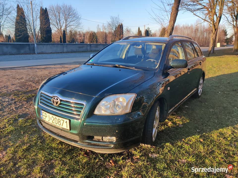 Toyota Avensis T25 kombi 20 benzyna VVTi 147 z benzyna Trębaczew sprzedam