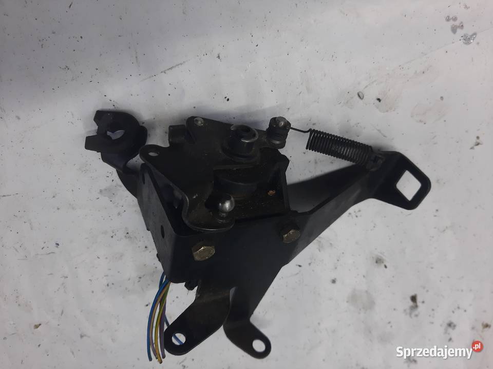 MercedesBenz E W210 Pedał gazu przyspieszenia osobowe Pedały Ksawerów