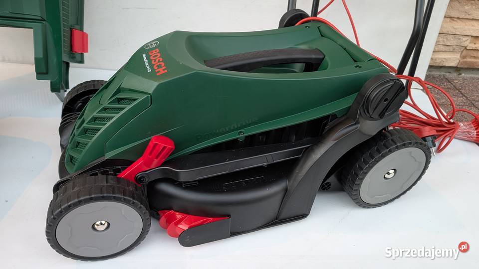 Kosiarka elektryczna Bosch UniversalRotak 34410 Jadowniki