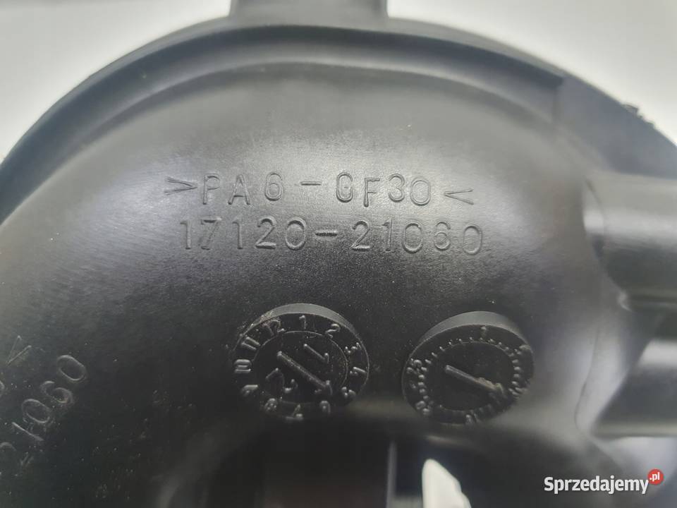 Toyota Yaris III 15 VVTi KOLEKTOR SSĄCY 2 lubelskie Chełm