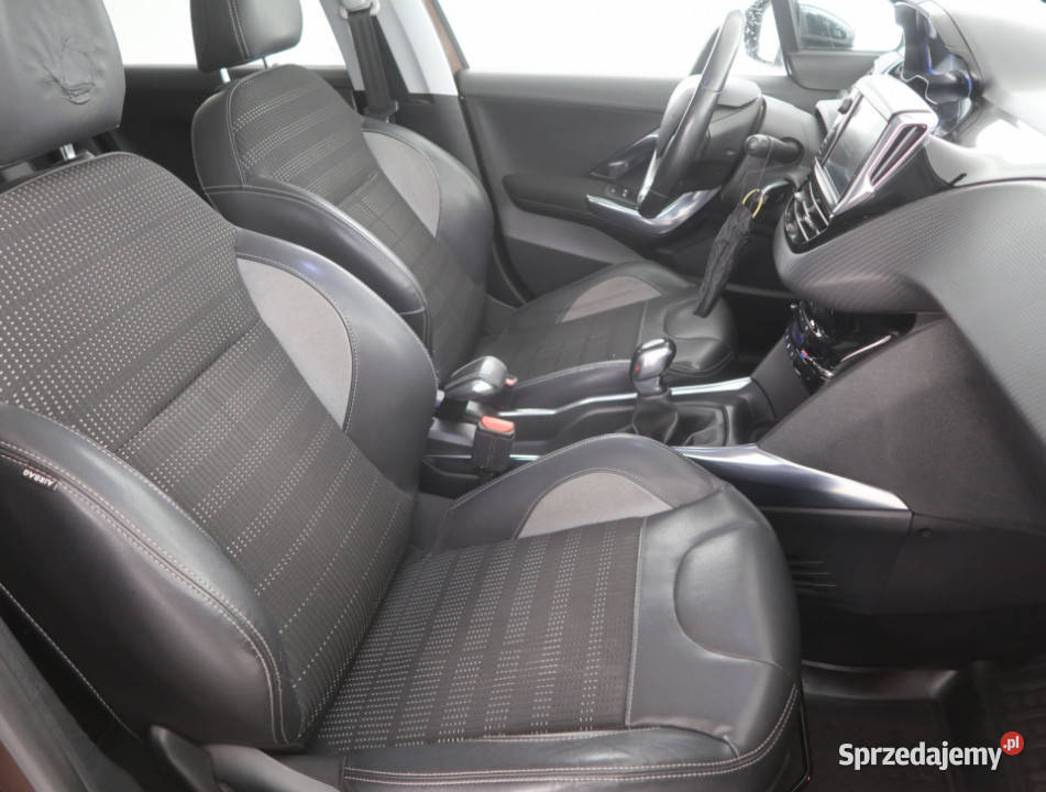 Peugeot 2008 16 VTi przyciemniane szyby dolnośląskie Bielany Wrocławskie