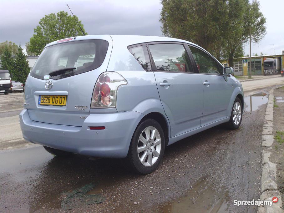 TOYOTA COROLLA VERSO SIEDMIOOSOBOWA