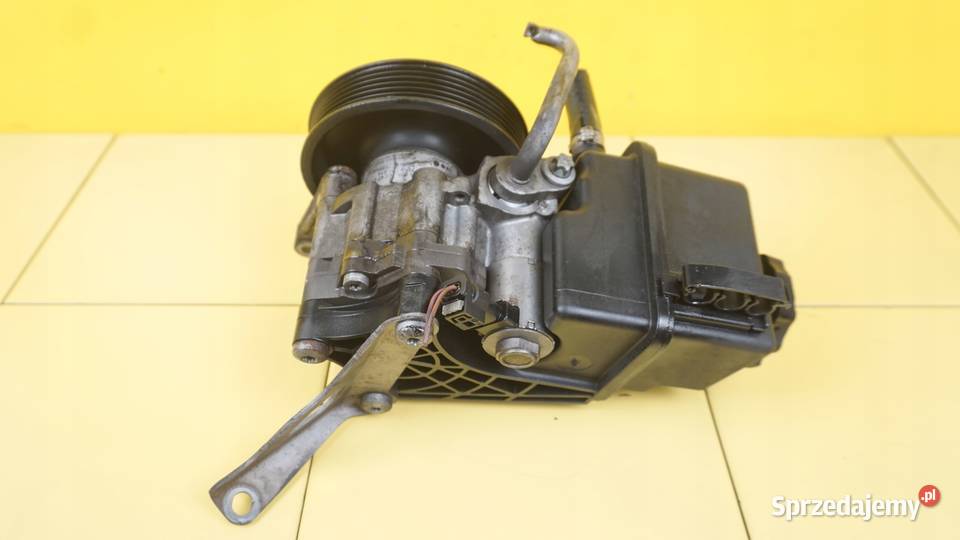 MERCEDES E W212 CLS 22 CDI 13r 204 651924 pompa Pompy wspomagania świętokrzyskie Suków