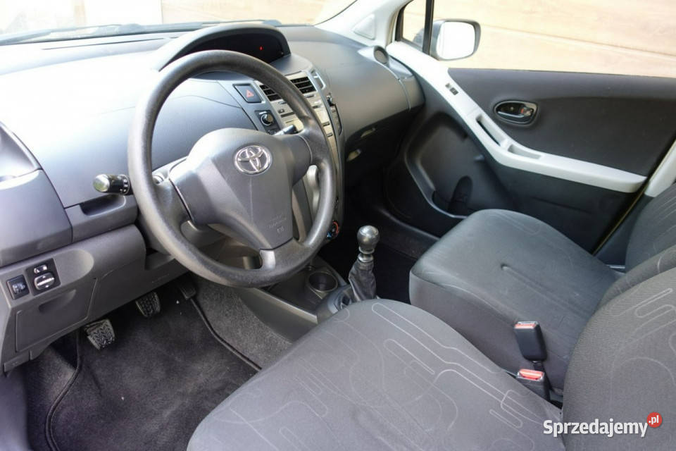Toyota Yaris 6 Bieg Klima Super Stan 13