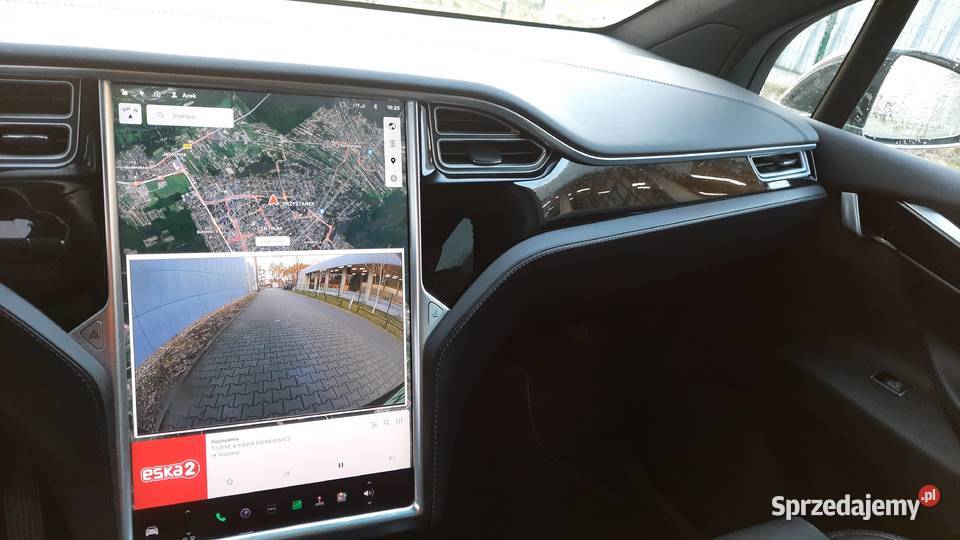 TESLA X PAKIET FREE LADOWANIE 0cm3 Warszawa