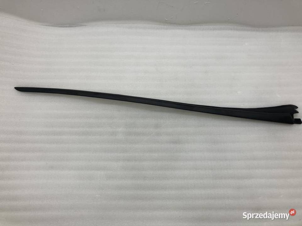 LISTWA SZYBY CZOŁOWEJ 96858533 PEUGEOT 5008 osobowe Listwy