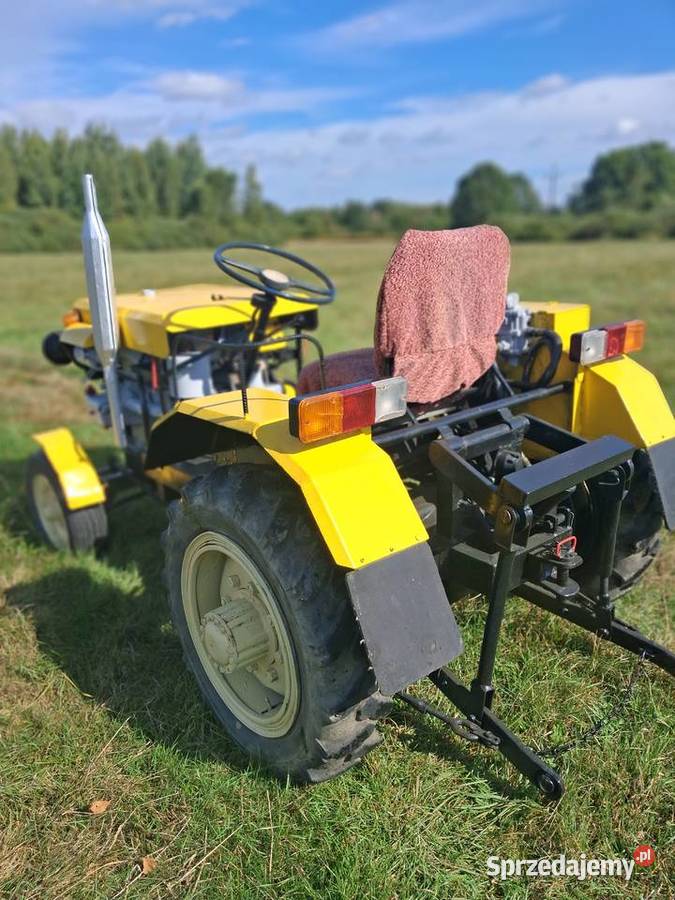Sprzedam traktor s15 Rzezawa