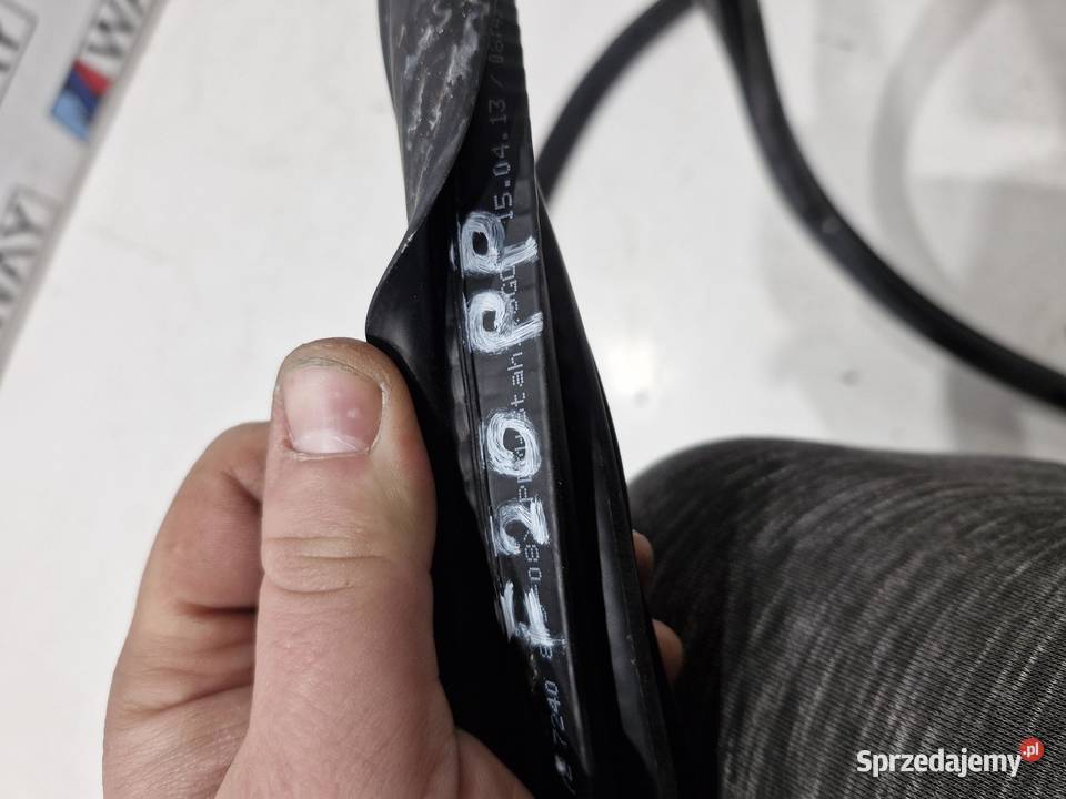 BMW F20 USZCZELKA DRZWI PRAWY PRZÓD ORYGINAŁ osobowe dolnośląskie