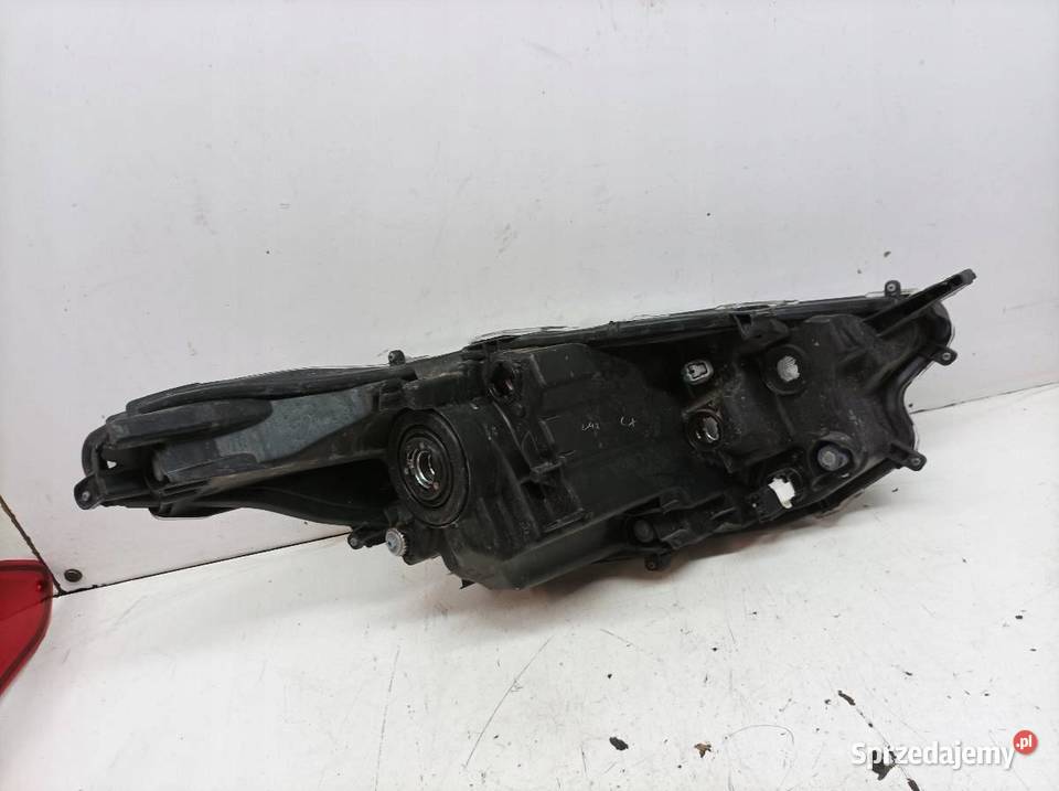 LAMPA PRZÓD LEWA EU Toyota Yaris IV 2020 świętokrzyskie sprzedam