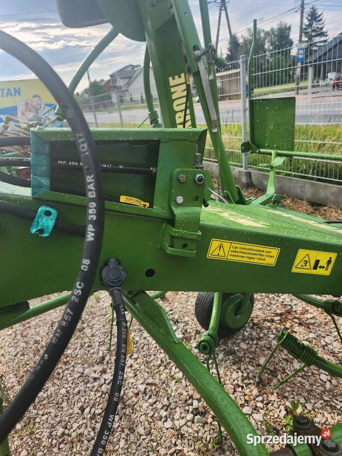 Przetrząsarka hydrauliczna Krone 550 Zgrabiarki i przetrząsacze Strawczynek