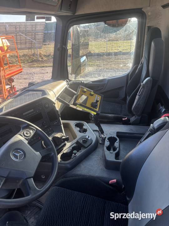 Mercede Arocs 1824 4x4 2014 piaskarka solarka napęd 4x4 Ropczyce