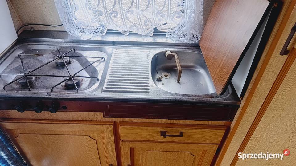 przyczepa kempingowa campingowa kemping OKAZJA śląskie Międzybrodzie Bialskie