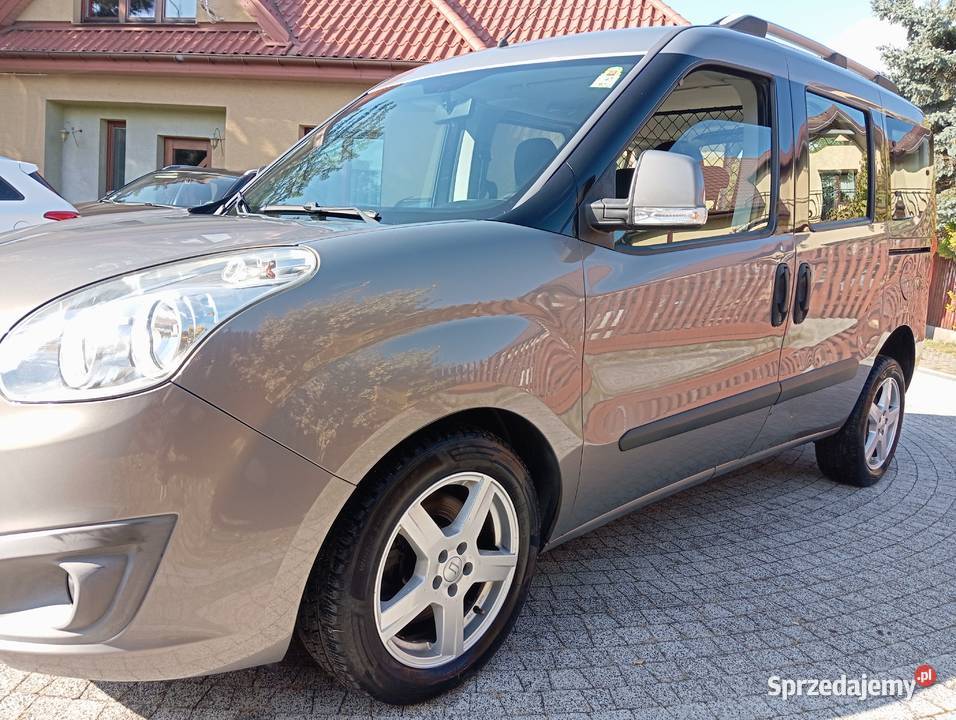 OPEL COMBO 16 CDTI 105 7 OSOBOWY radio Ostrołęka