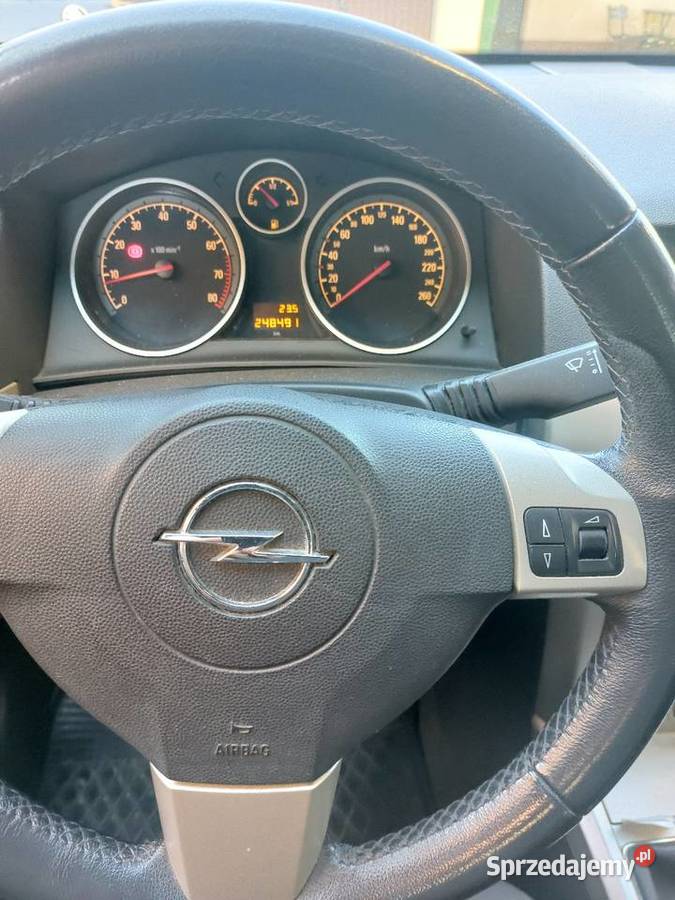 Opel astra H6 Końskie