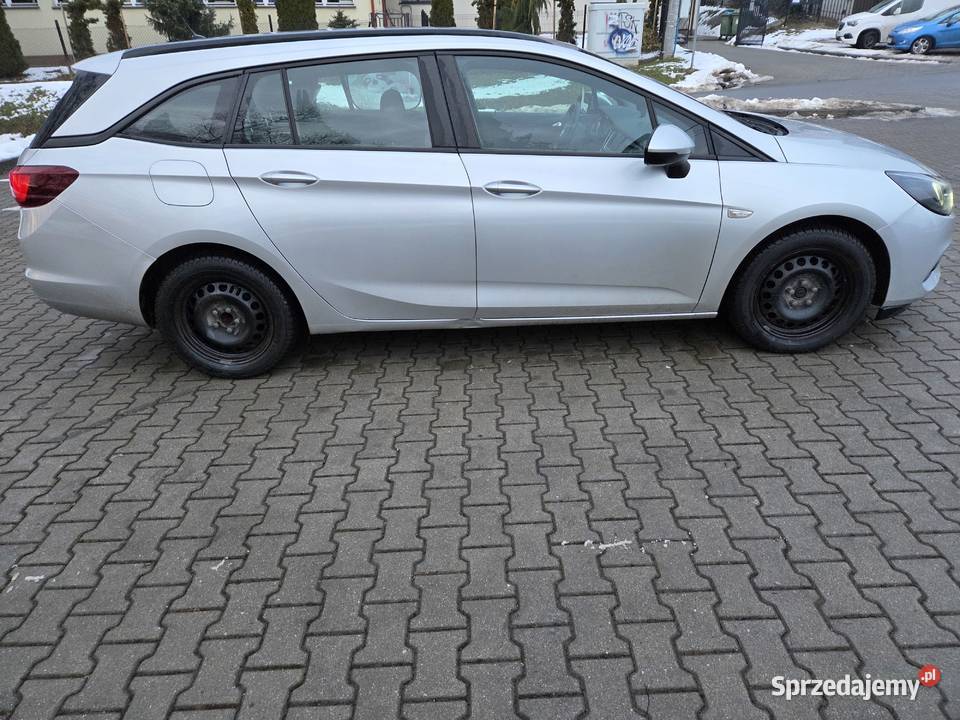 Opel Astra 202021 1500cm3 sprzedam