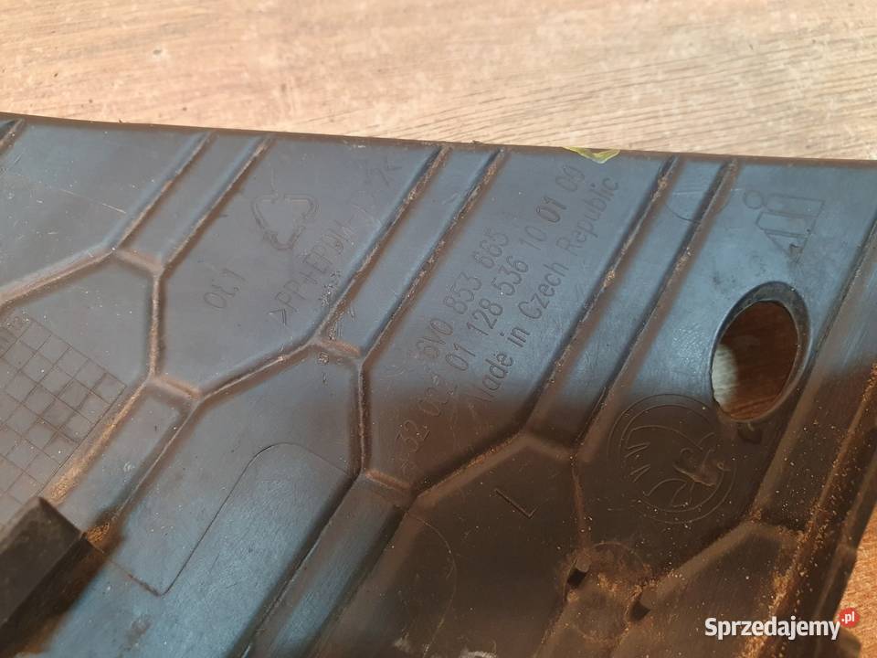 SKODA FABIA 3 III ZAŚLEPKA KRATKA ZDERZAKA LEWA