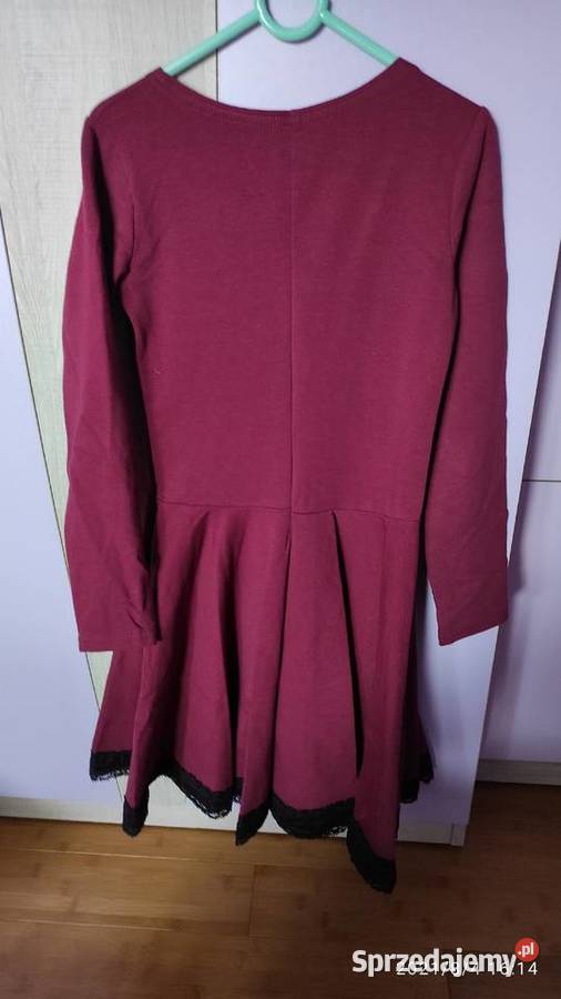 Sukienka sukienki 134 sprzedam
