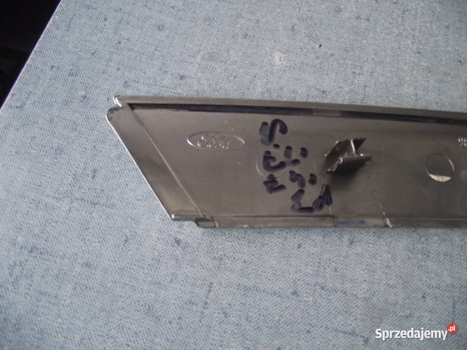 Ford Focus listwa chrom zderzaka przedniego Wrocław